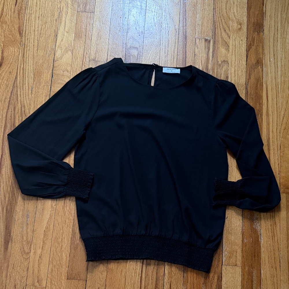 Zenana Outfitters Black Blouse